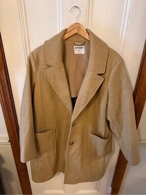 Old Navy Women’s Tan Coat XL